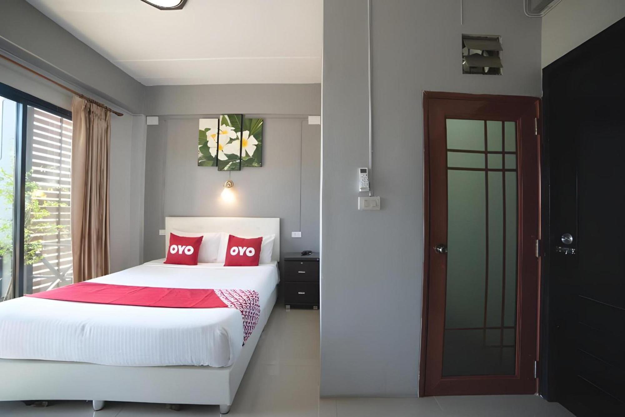 Oyo 465 Krung Kao Traveller Lodge Phra Nakhon Si Ayutthaya Exterior photo
