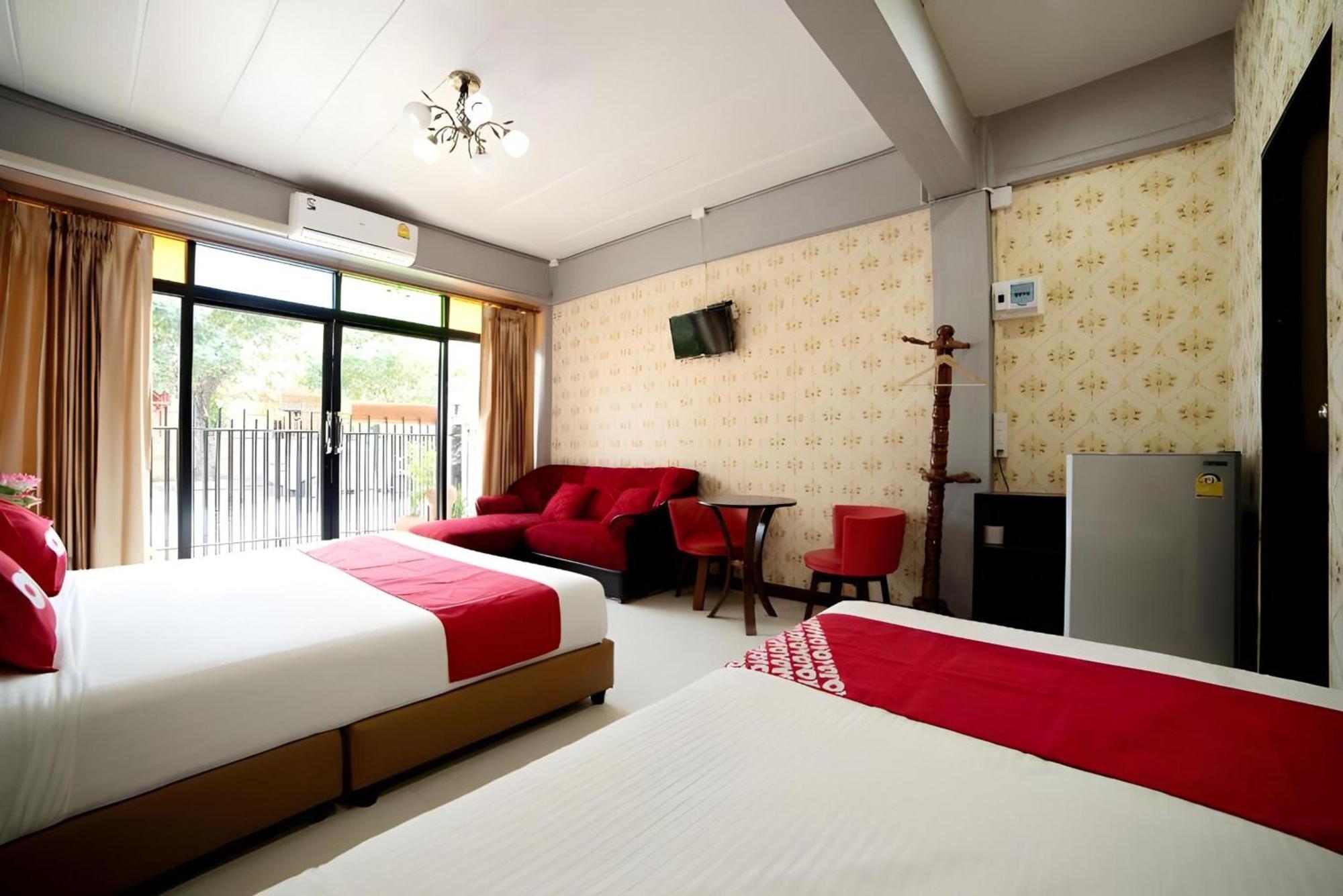 Oyo 465 Krung Kao Traveller Lodge Phra Nakhon Si Ayutthaya Exterior photo