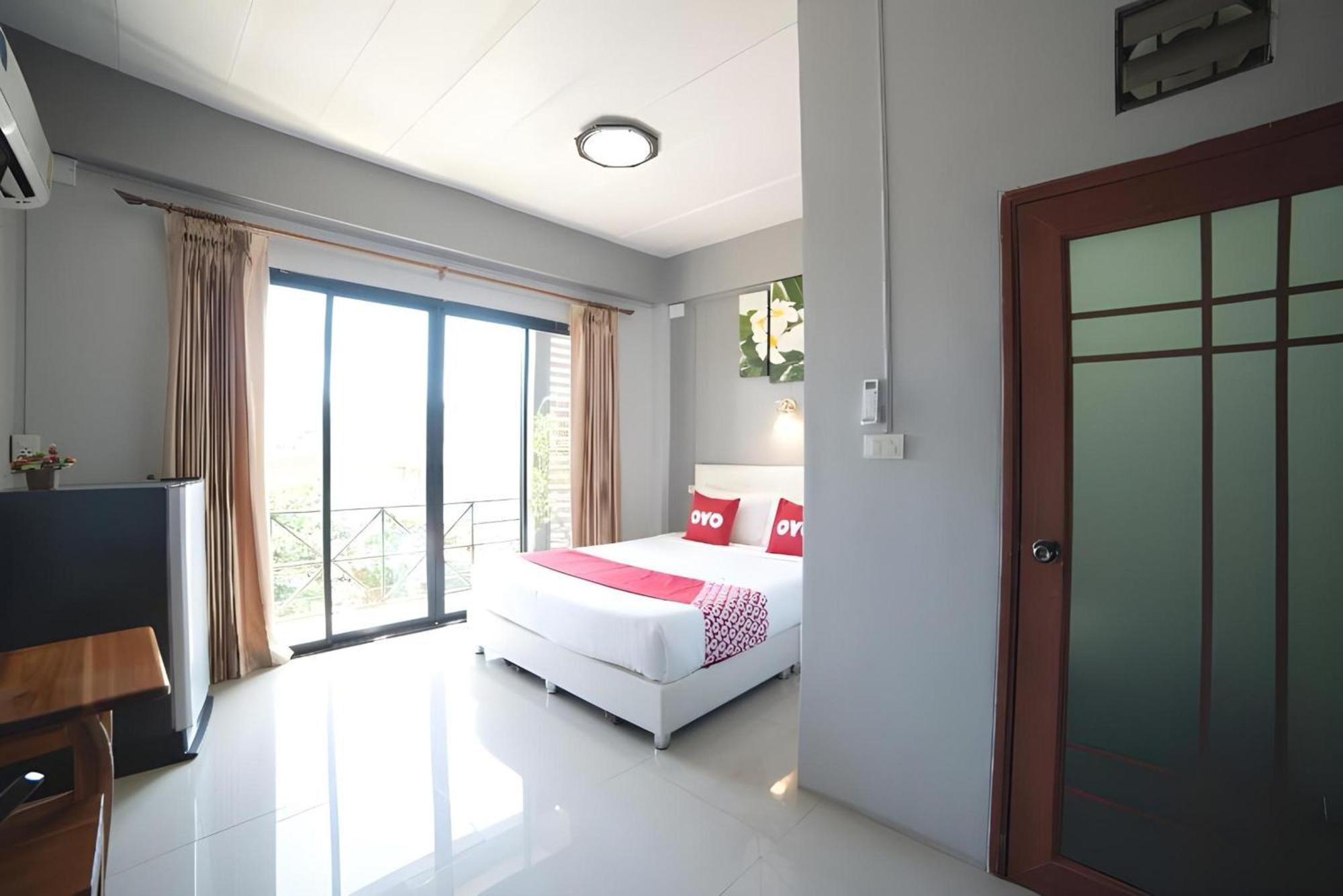 Oyo 465 Krung Kao Traveller Lodge Phra Nakhon Si Ayutthaya Exterior photo