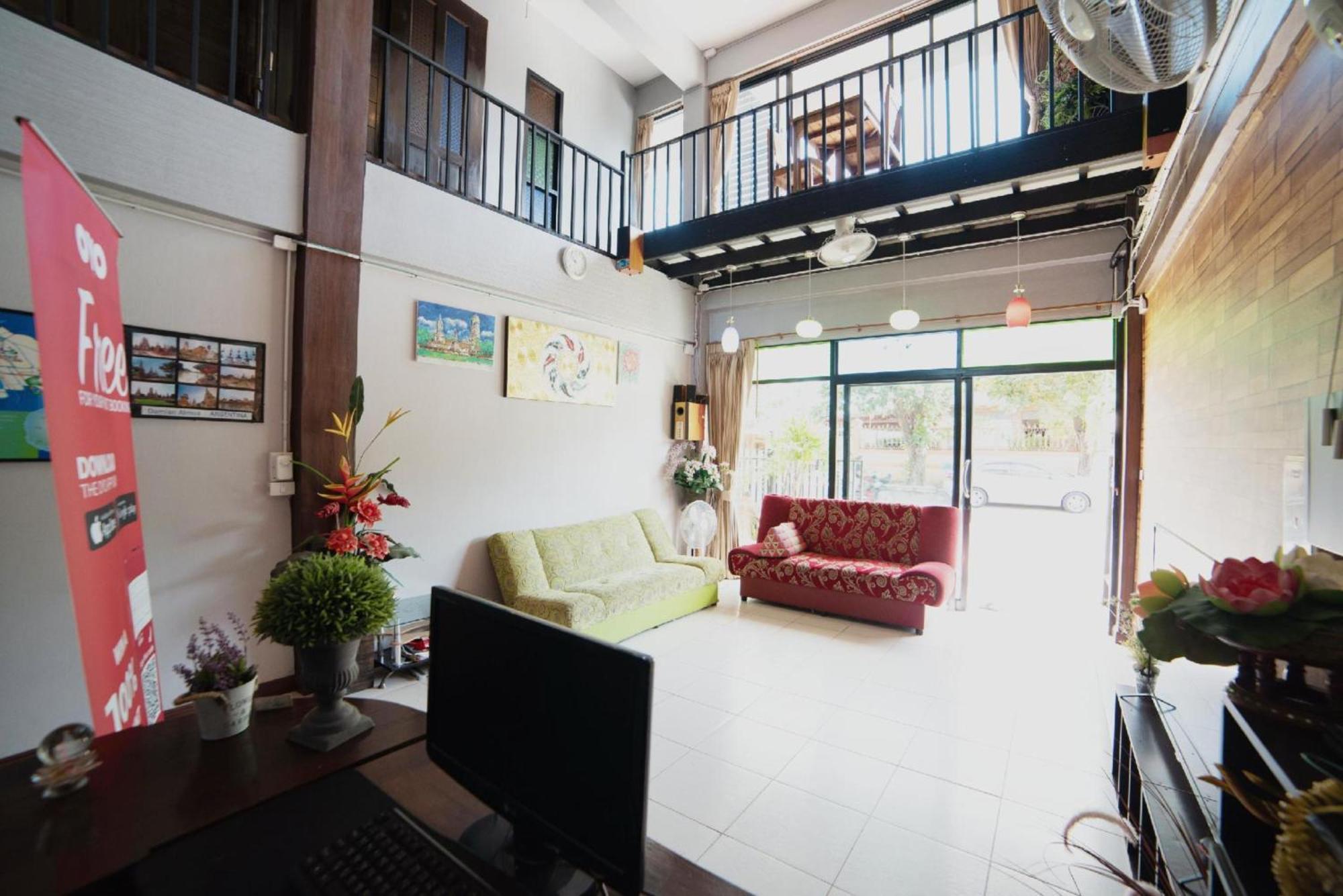 Oyo 465 Krung Kao Traveller Lodge Phra Nakhon Si Ayutthaya Exterior photo
